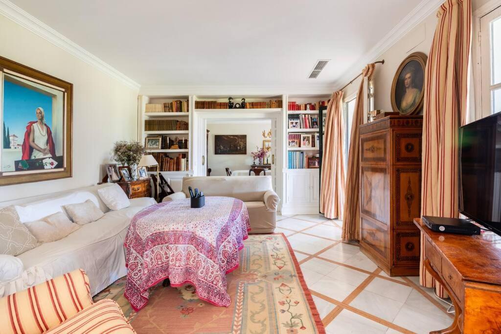 Casa Del Monte Vil·la Sevilla